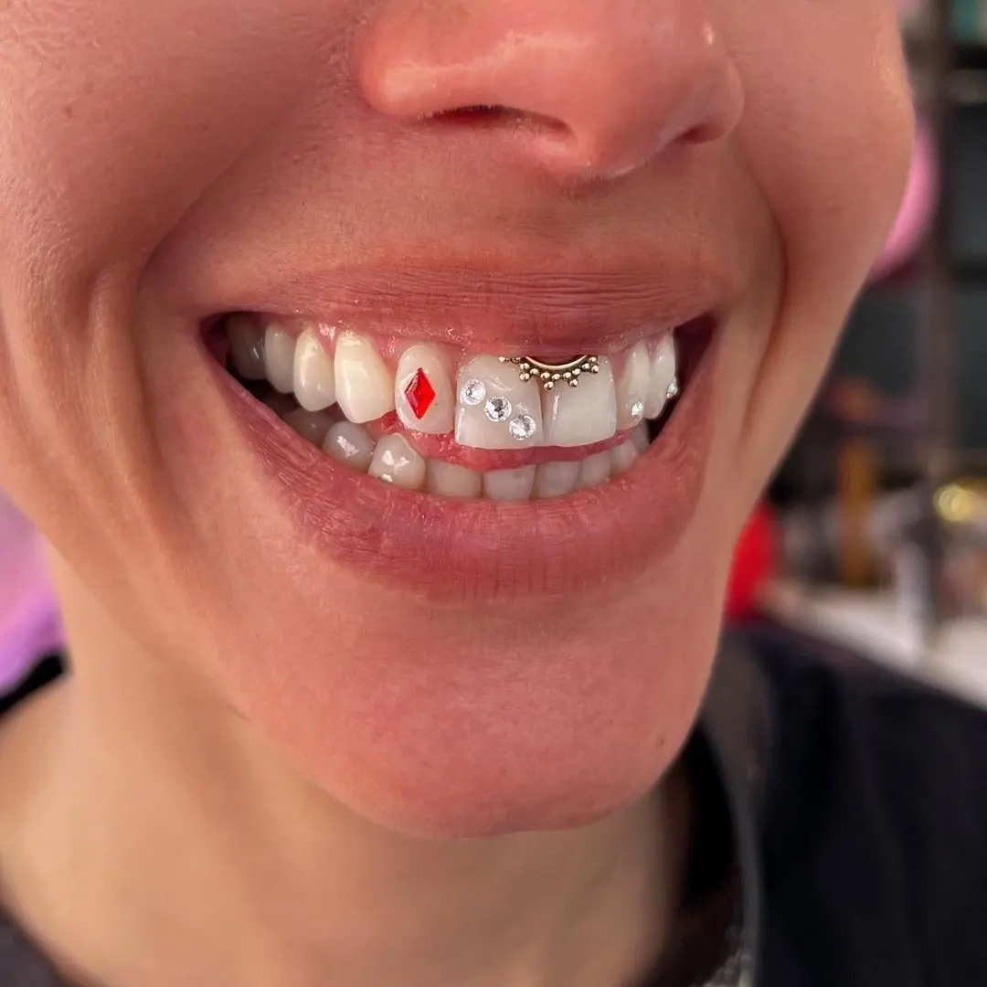 92 style Synthetic Opal 4.1*5mm Alien-shaped Opal Tooth Stickers For Sale