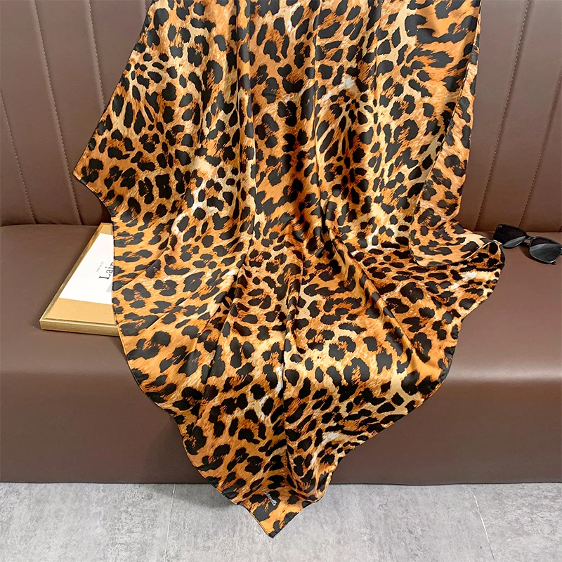 Cameroon Comfortable Birds Head silk scarf Wrap Scarves 110*110cm Big Size