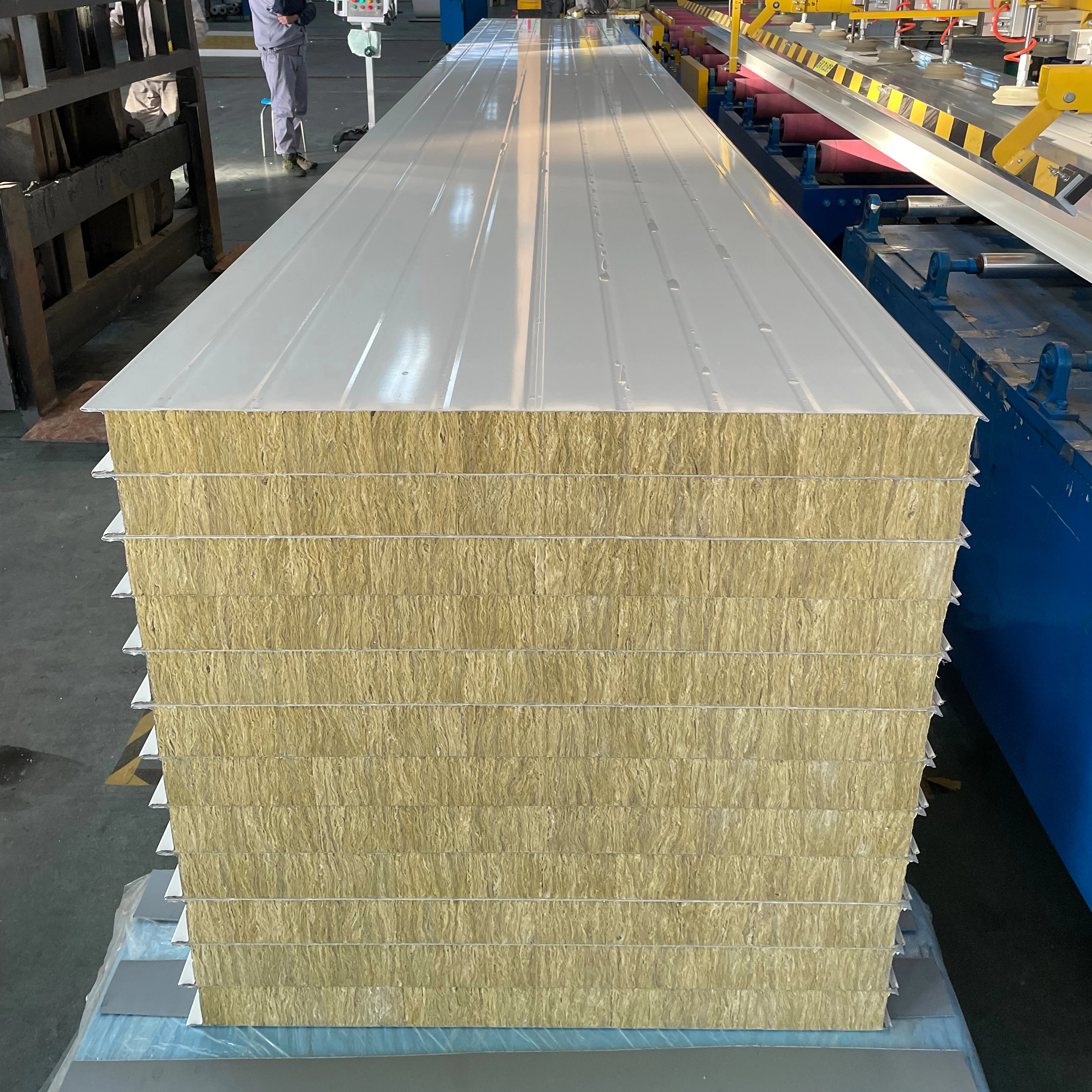 Lifetime Durability Fireproof Rock Wool Insulated Sandwich Panels External Wall Cladding