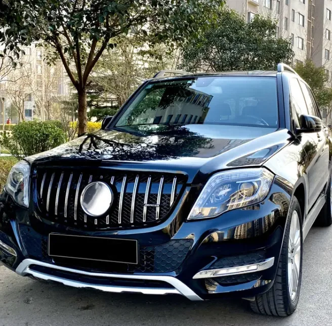 Upgrade to GT style gloss silver/black front bumper mesh grille for Mercedes Benz GLK X204 2013-2015 post facelift