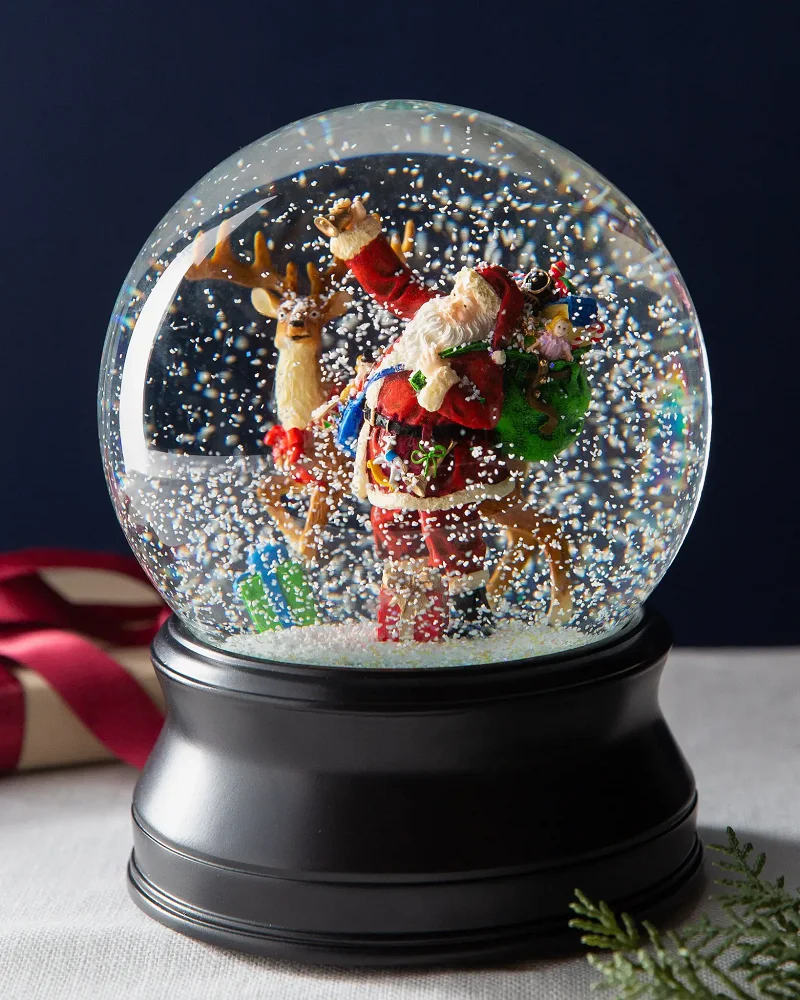 Classic Christmas Theme Music Christmas Tree Snow Globe Shape Musical Water Globes for Souvenir Gift