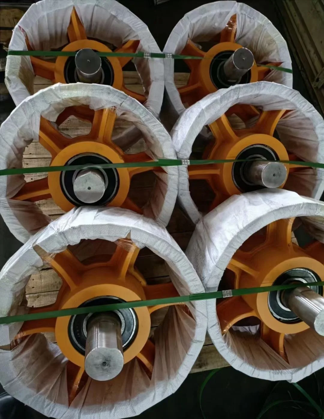 MC nylon traction sheaves in stock with guaranteed quality and can be customized