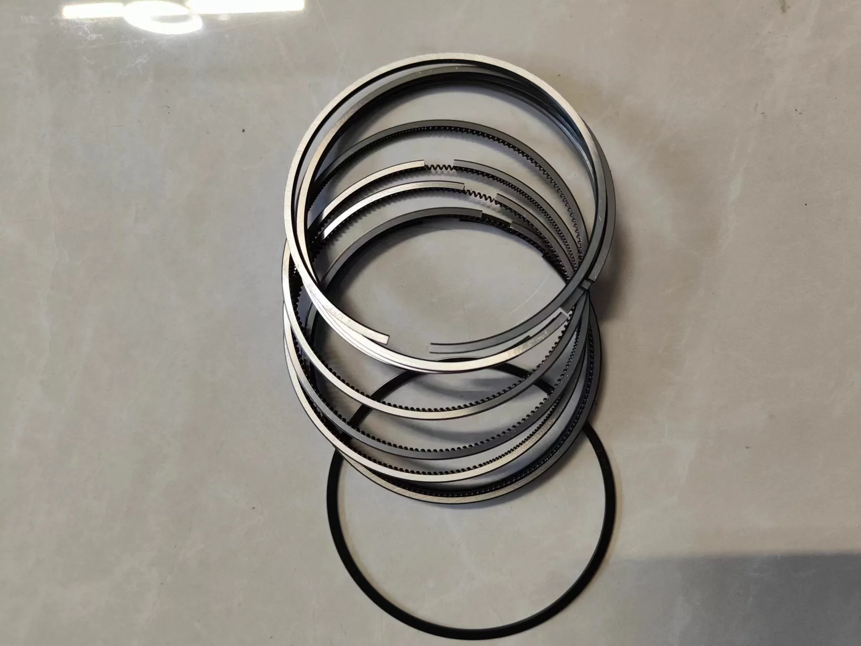 Original Quality Factory Price JOYLONG DK4 Engine Piston Ring JINBEI H2L Joylong Bus