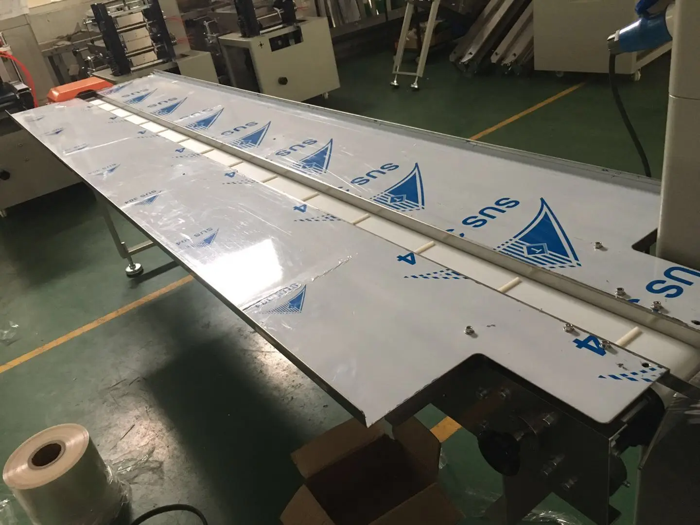 Aroma candle sticks automatic sachet flow packing machine