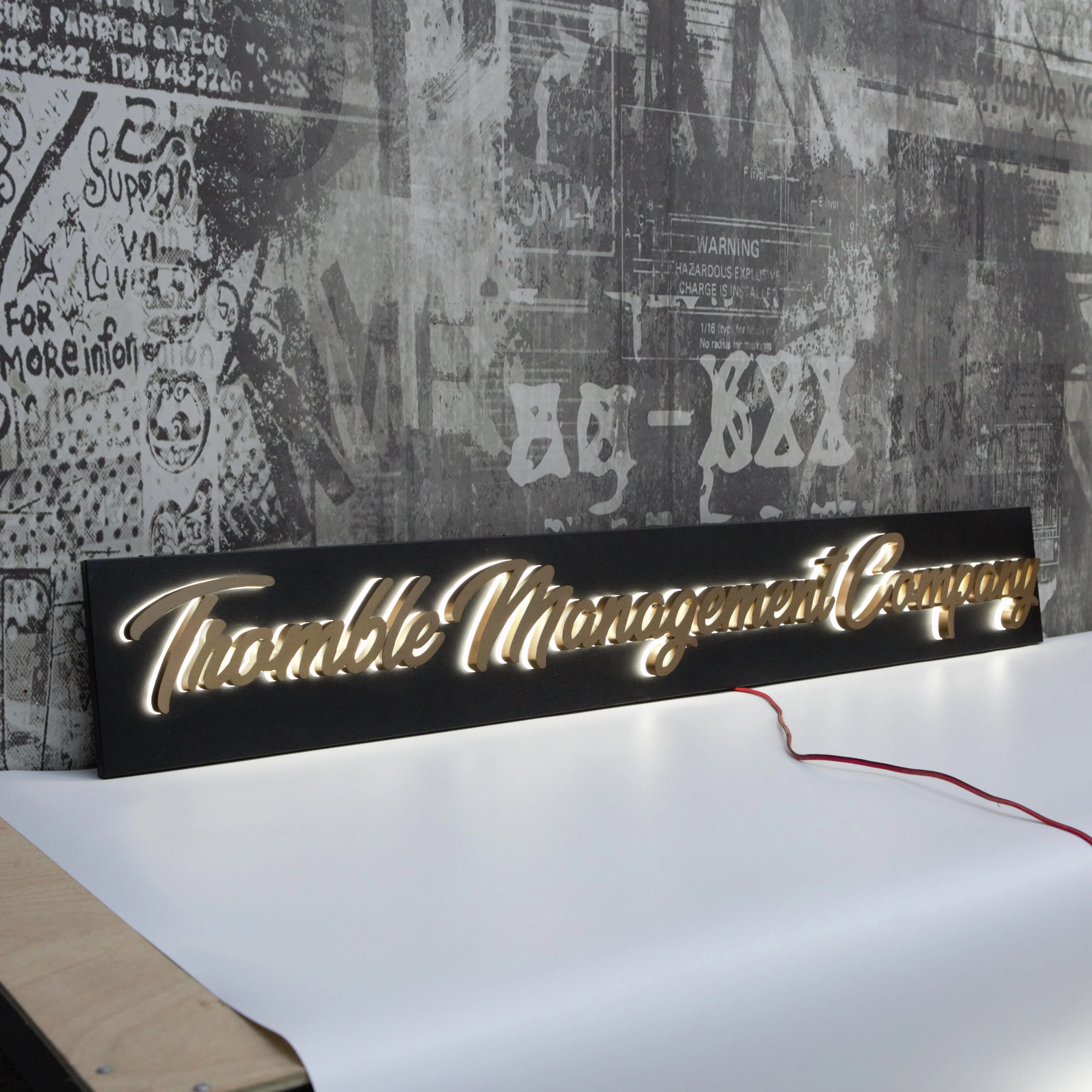 Koncept Outdoor 3D Led Billboard Digital Signage Display Board For Advertising Stainless Metal Backlight Luminous Sign Letters