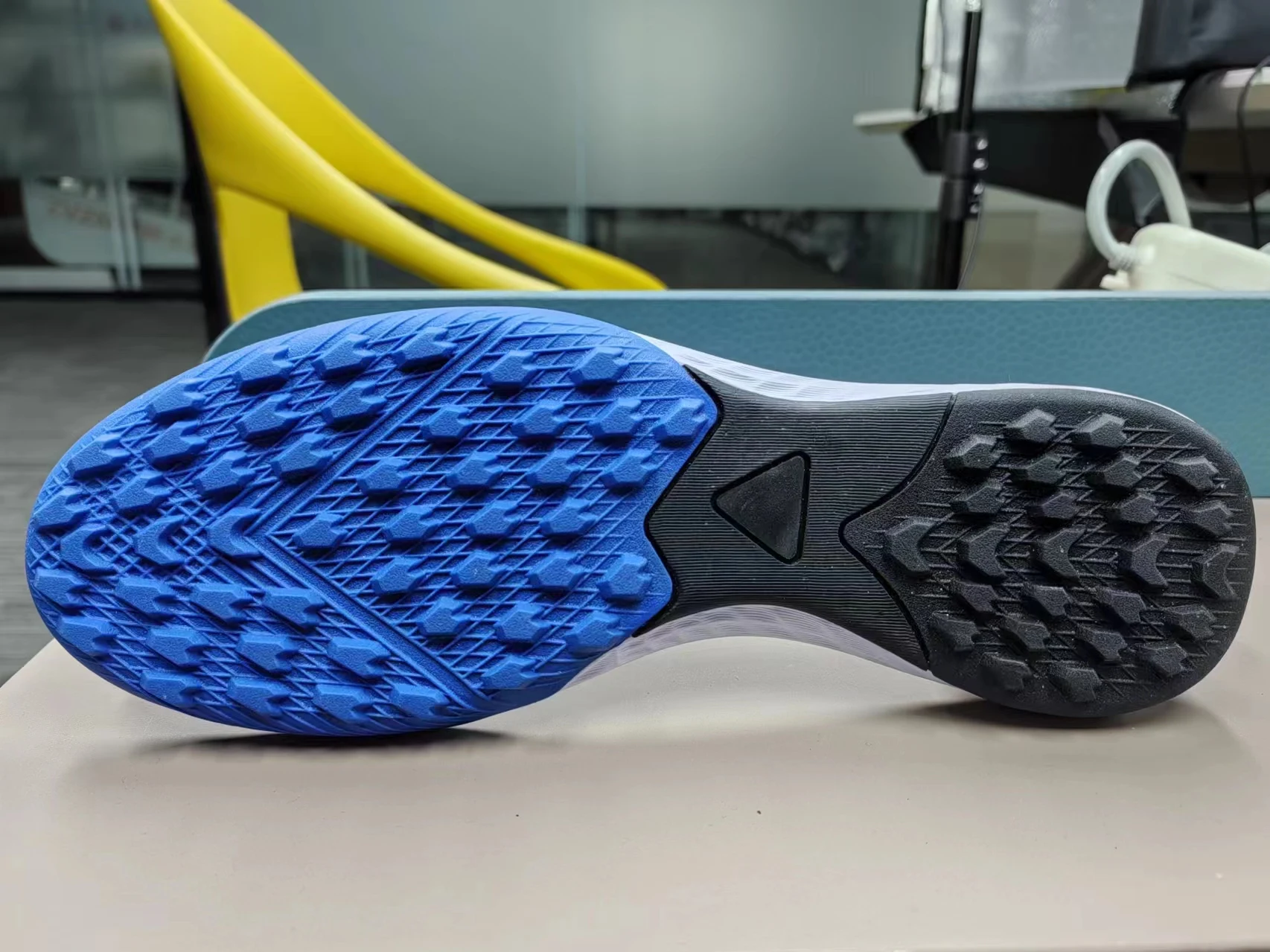 High quality EVA Rubber sole for soccer shoes MD outsole for futsal shoes indoor soccer shoes sole