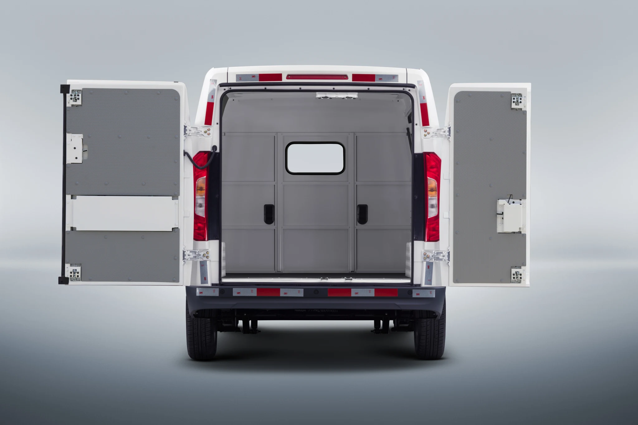 Sino Foton truck supplier 2810 kg 3350mm new energy vehicles used electric vans for sale