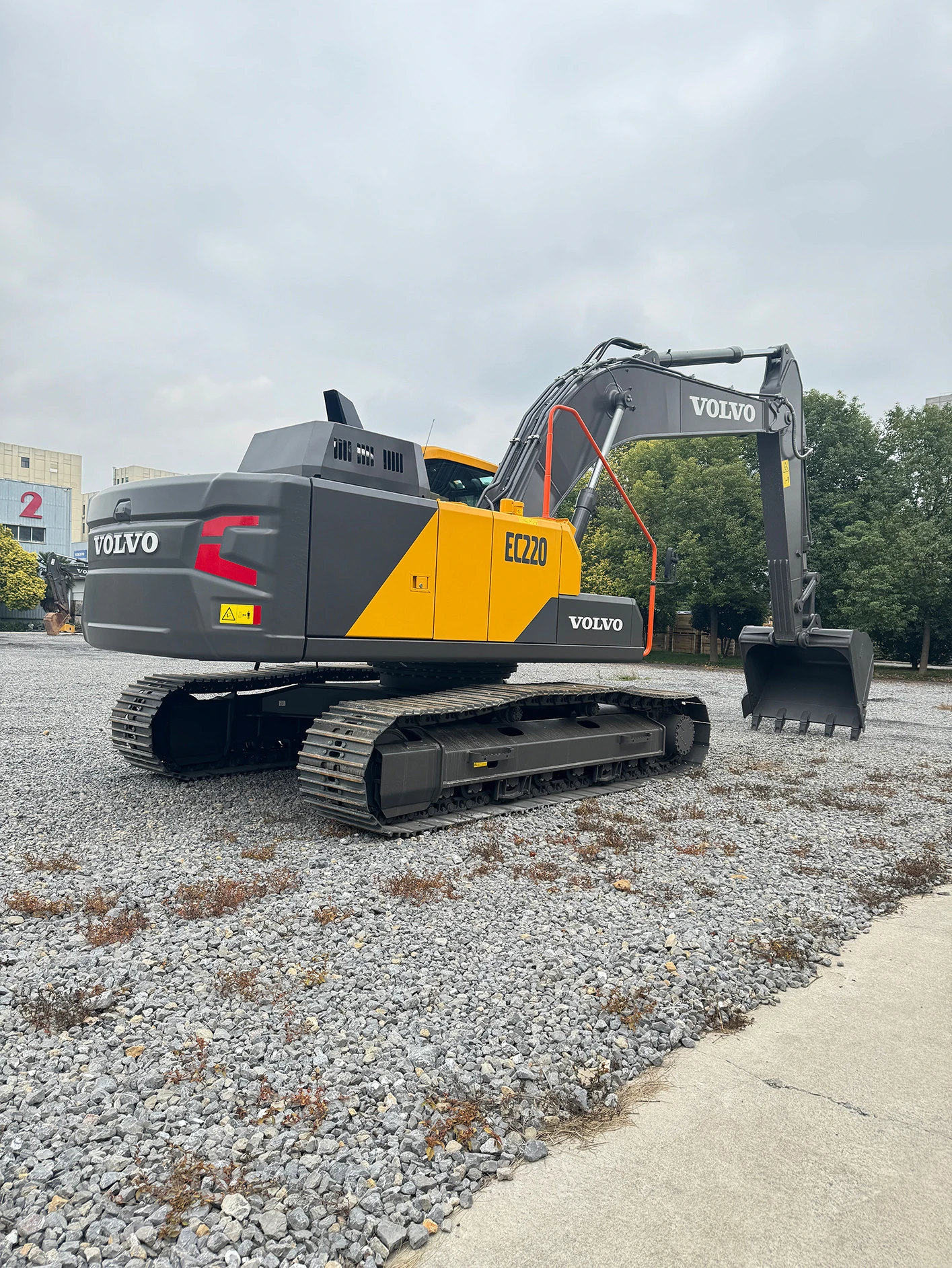 Экскаватор volvo EC210 Volvo дешевая/Лучшая цена большое строительное оборудование EC220 экскаватор для продажи