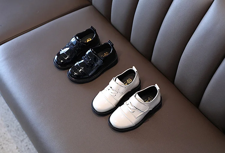 Spring New arrival high quality leather black kids school shoes Girl