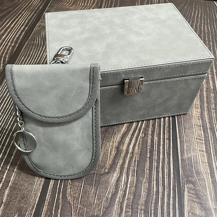 handmade high quality leather Keyless Car Signal Blocker Box RFID case Faraday box