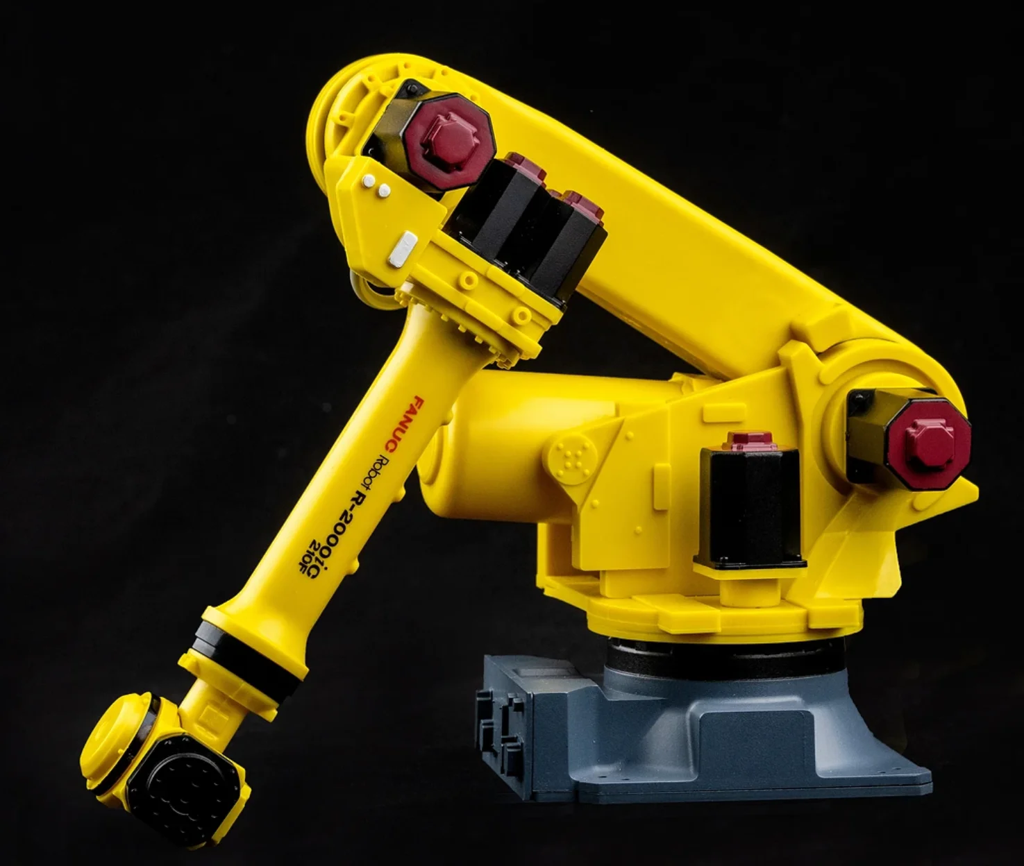 China Supplier Welding Machine FANUC Robot R-2000iC 210F With Megmeet CO2/MAG/MMA Welder For Fiber Laser Welding Steel Metal Wor