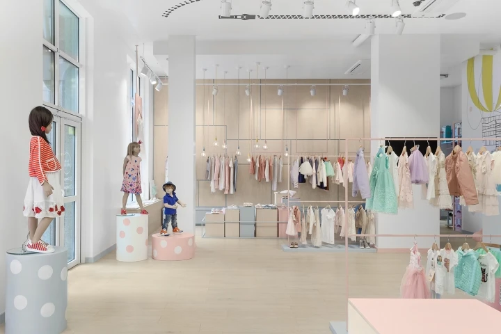 High Quality Fashion Hook Nature Kids Hanger custom coat hanger beech wood