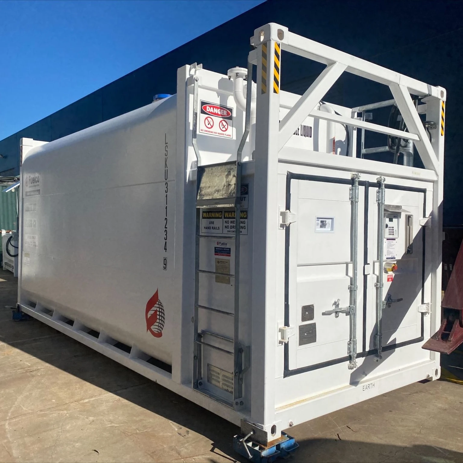 Kommander ITR-30, 30,000L Bunded топливный бак для хранения