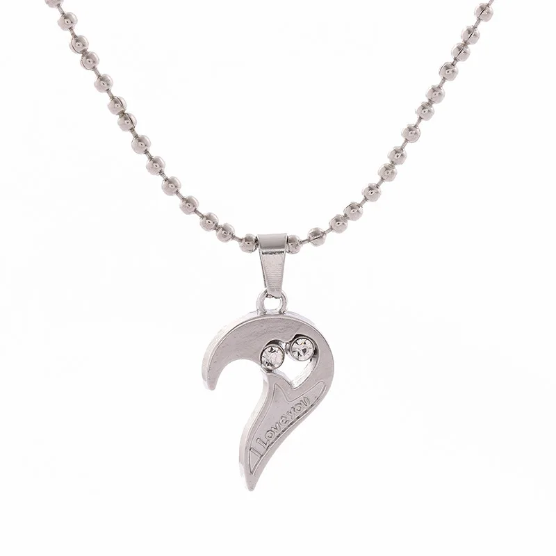 Simple Fashion Alloy Pair, Half Heart Best Friends Love Heart Magnet Pendant Necklace Jewelry for Boys and Girls/