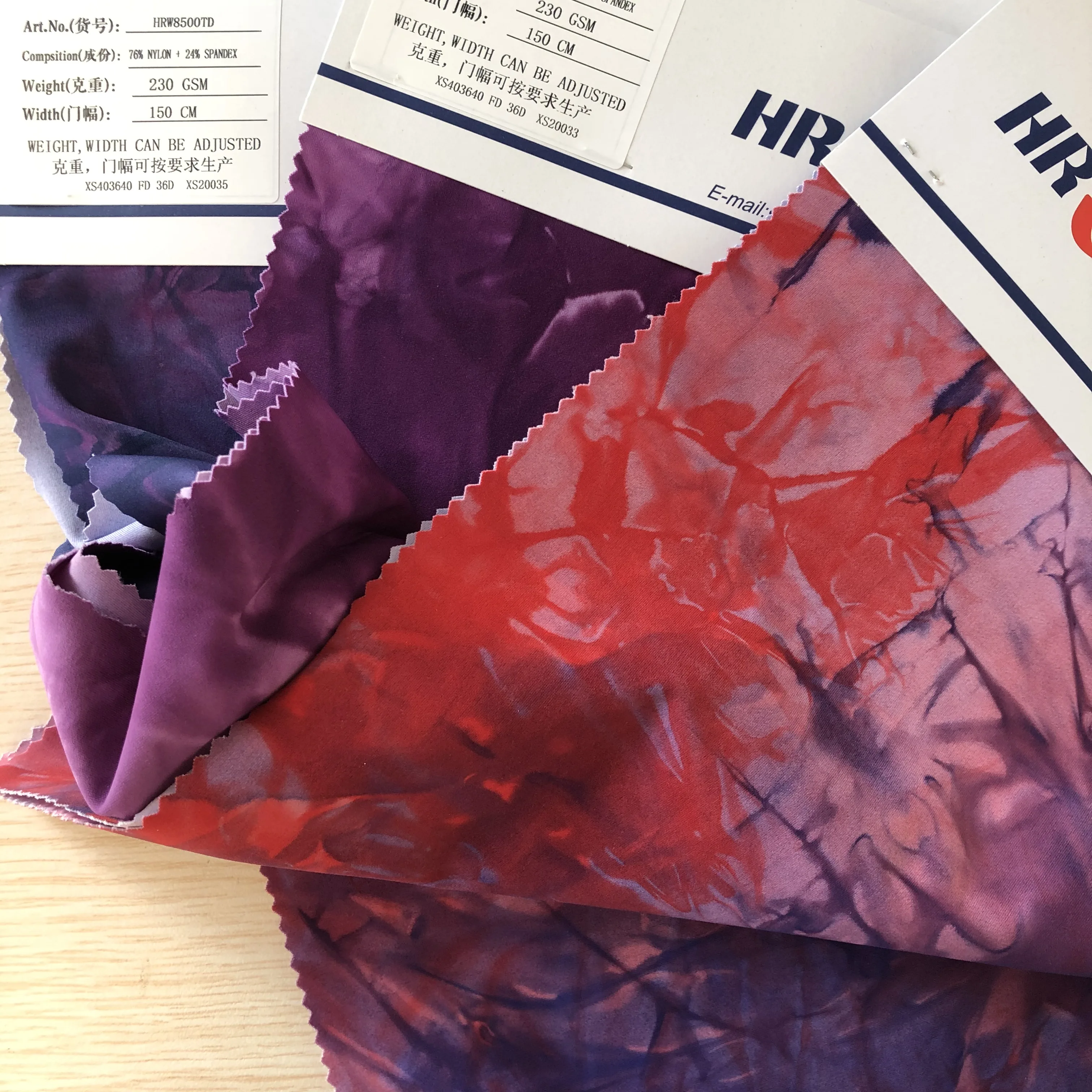 Эластичная трикотажная ткань в рубчик Lululemon с принтом Tie-Dye