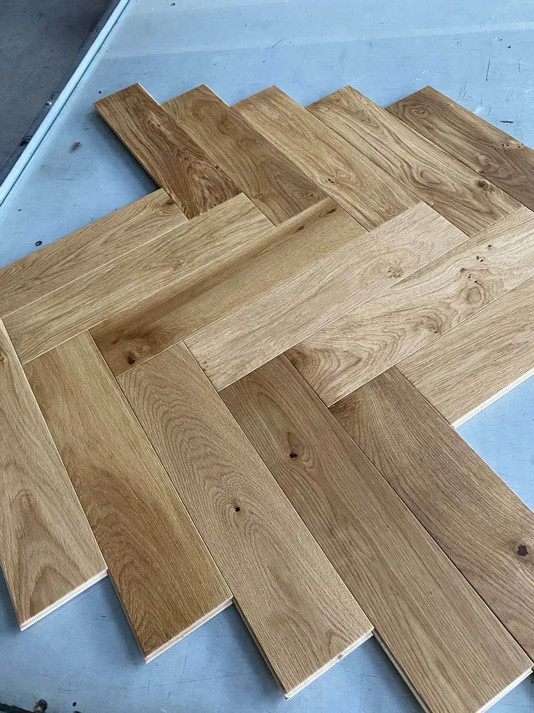 Jesonwood Engineered Oak Herringbone Flooring Multilayer Wooden Parquet Oak Flooring