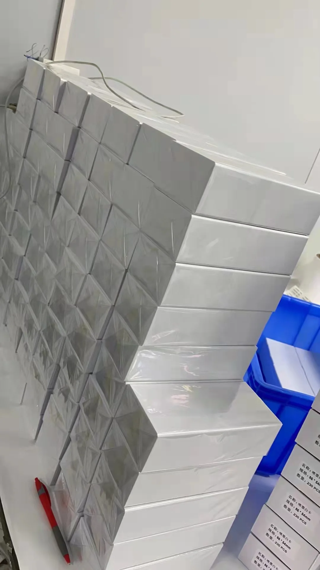 Оптовая продажа Rfid 125 кГц Размер для печати на струйной Cr80 пустые ПВХ идентификационные карты сотрудников фото-карты заказ