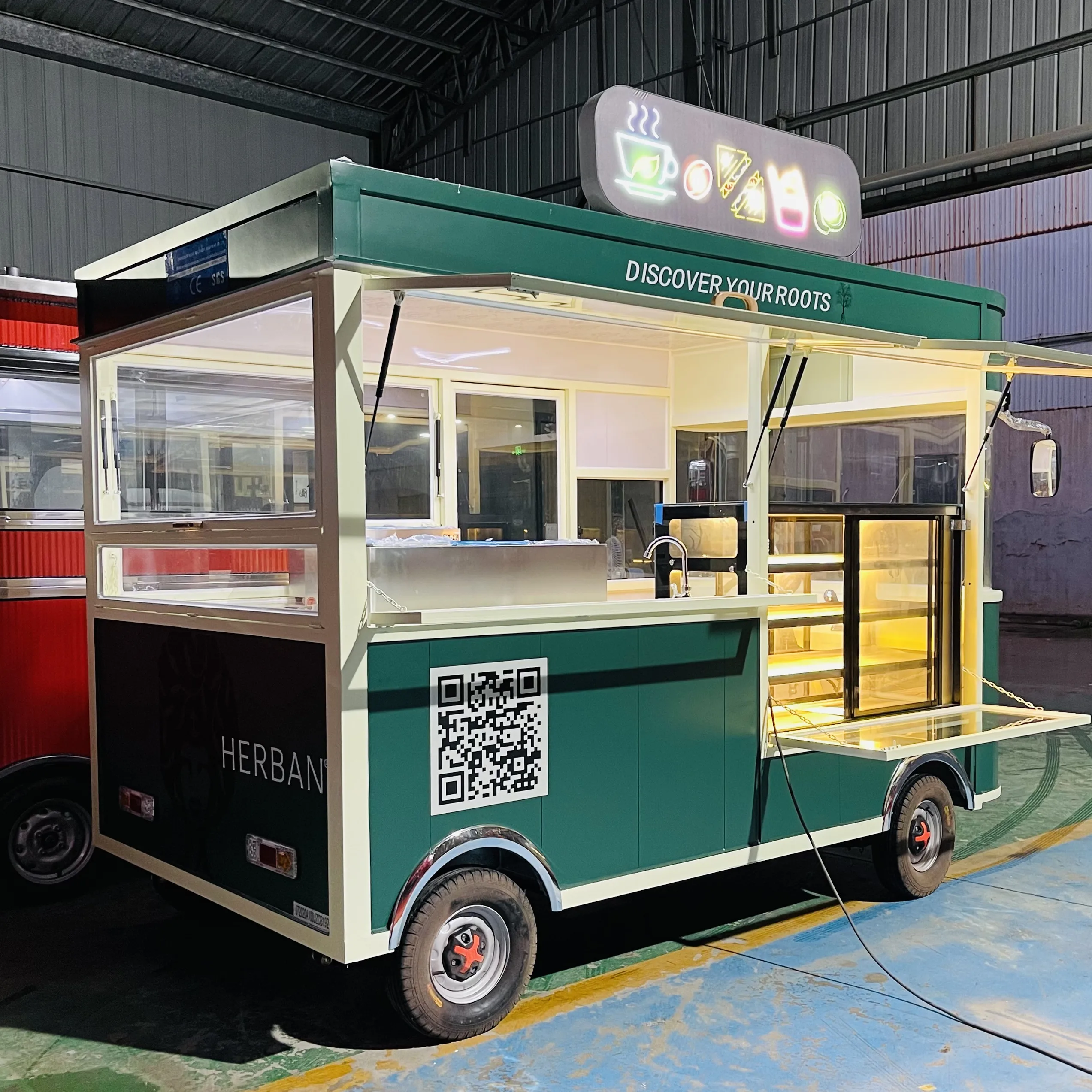 Factory outlet electric mobile Fried Chicken Combo Cola Beverage drink coffee ice cream milk tea food  snack truck boutique cart
