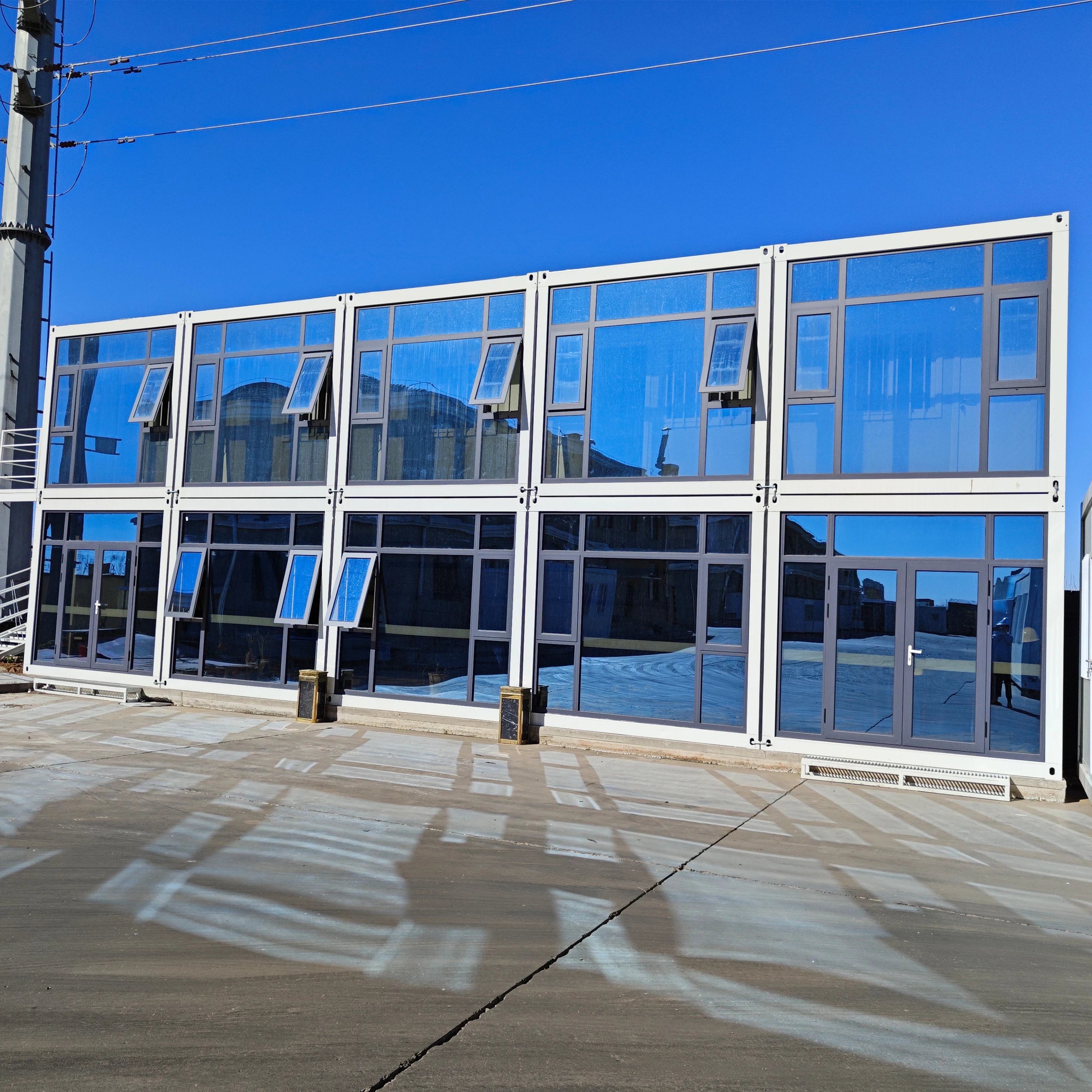 Waiyang Direct Factory Good Quality Easy to Install Modular Cabin 2 Story  Prefab Houses Flat Pack Container House