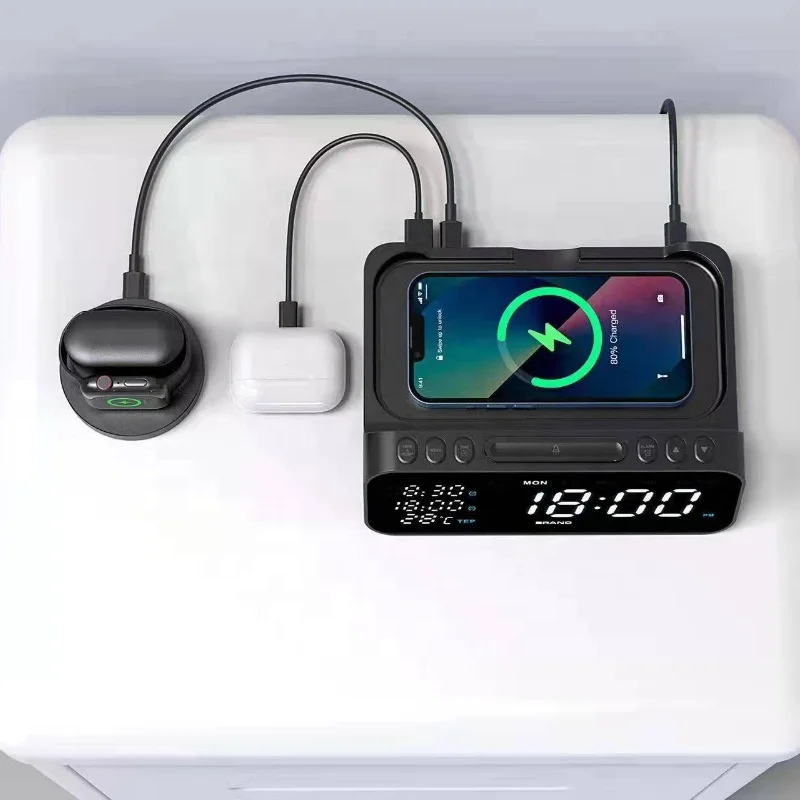 Hot Sell Multi-function 15W Wireless Charger Stations Multiple Devices 15W USB-A Type-C Charger Adapter With Alarm Clock Display