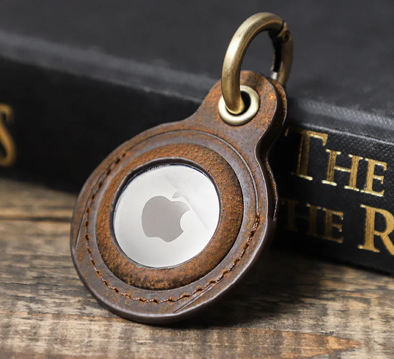 High Quality Full Grain Crazy Horse Leather Airtag Case Keychain Holder Leather Cover Accessories Dog Pet For Airtags GPS