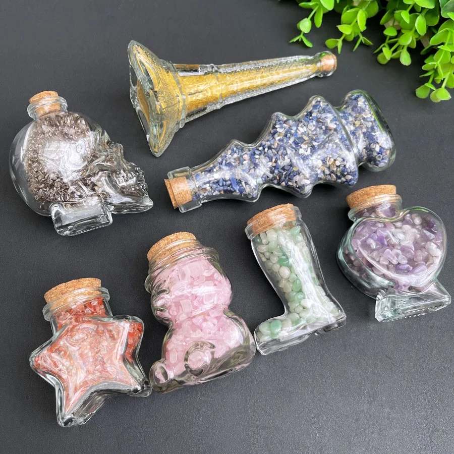 Wholesale Crystal Chips Bottle Quartz Gravel Tumble Stones Skulls Wishing Bottle for Meditation