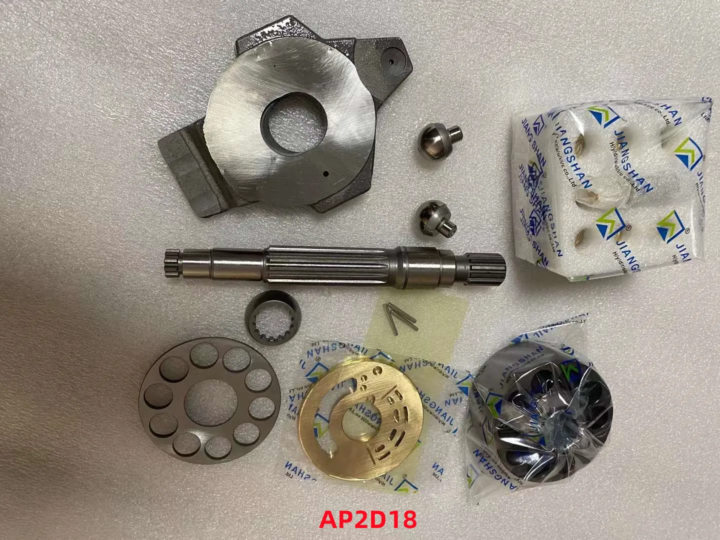 Экскаватор R35Z-7A R35Z-7 R35Z-9 гидравлический насос 31MH-10010 AP2D18LV3RS7 AP2D18 главный