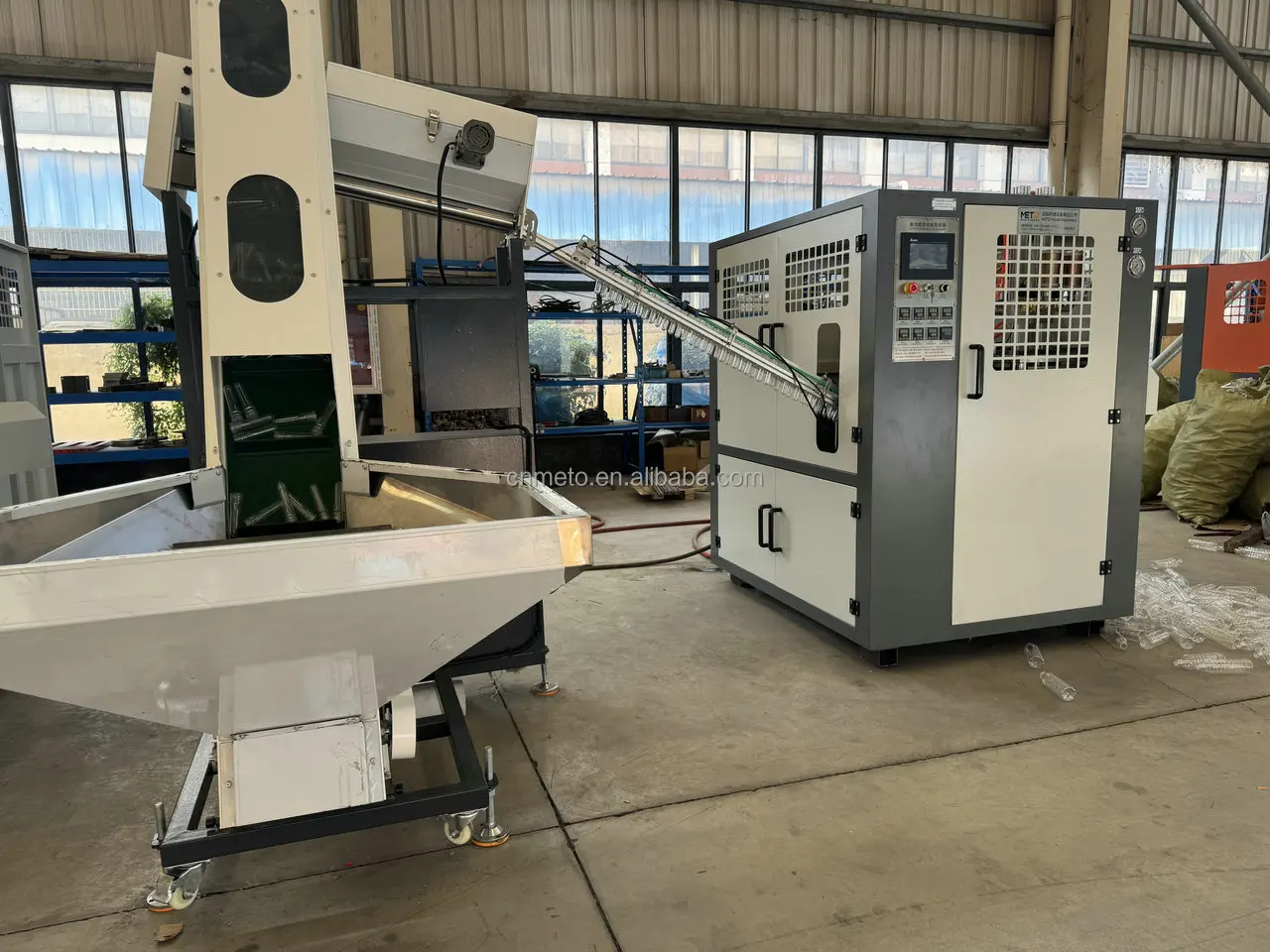 Full Automatic 2 Cavity PET Stretch Blow Moulding Machine PET Bottle Blowing Machine