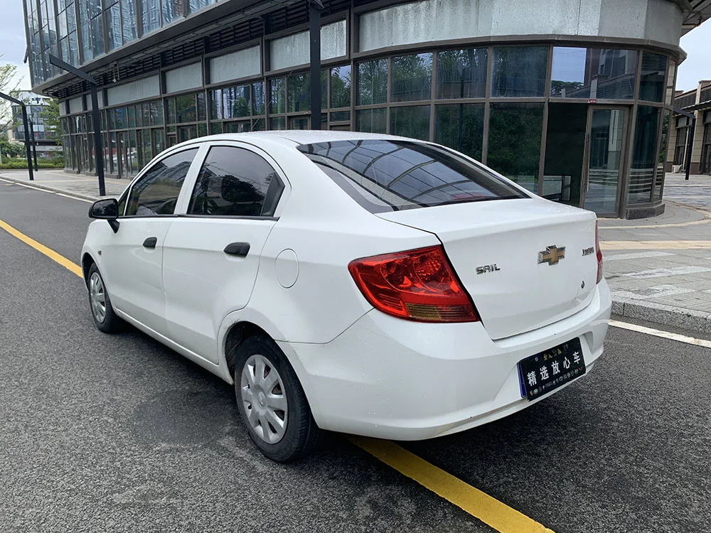 Chevrolet Sail подержанные автомобили три коробки 1.4L механическая коробка передач FWD SAIL Подержанный топливный автомобиль