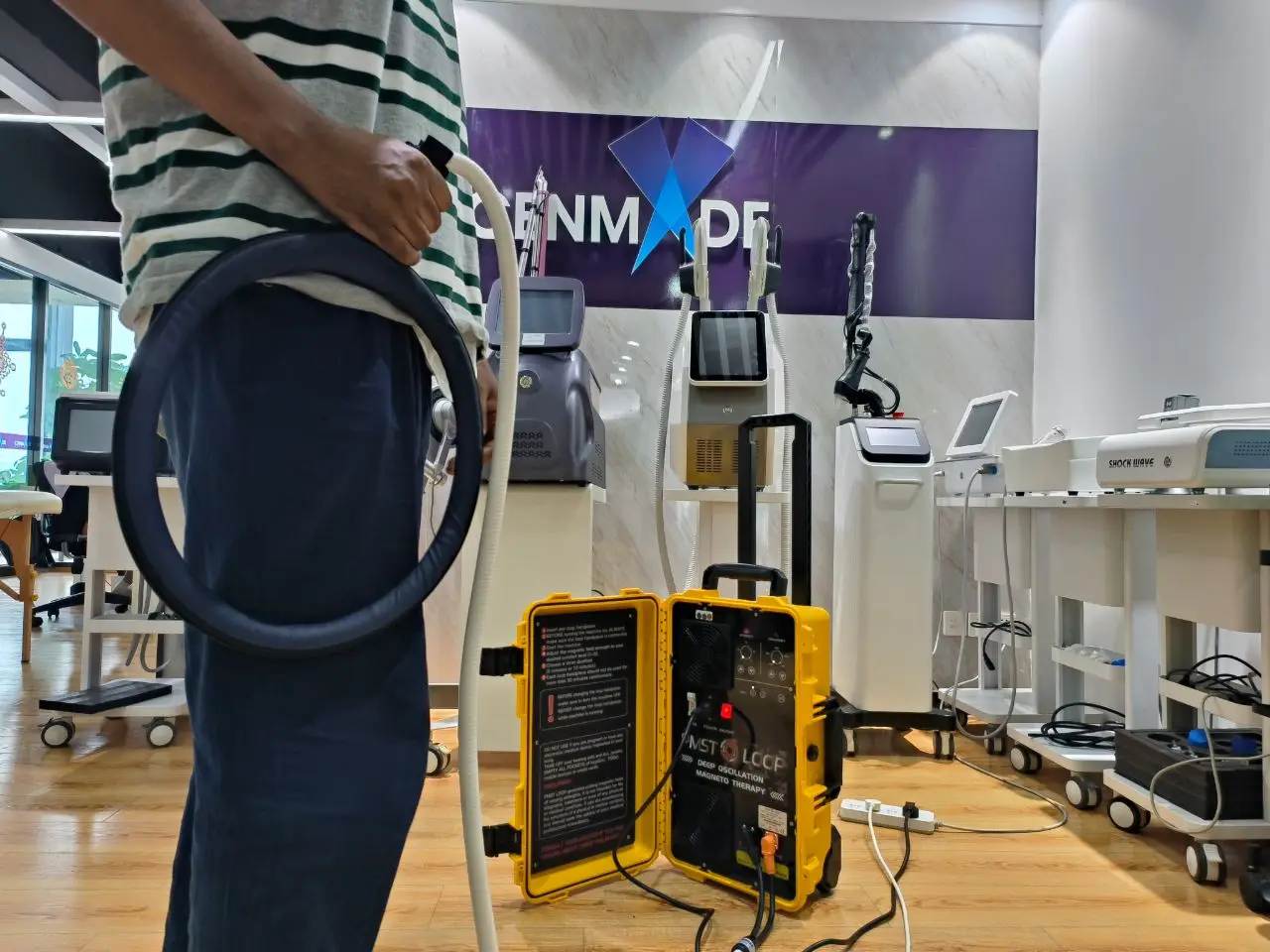 Cenmade Professional PEMF PMST Loop Physiotherapy Machine Body Pain Relief Scraping Apparatus