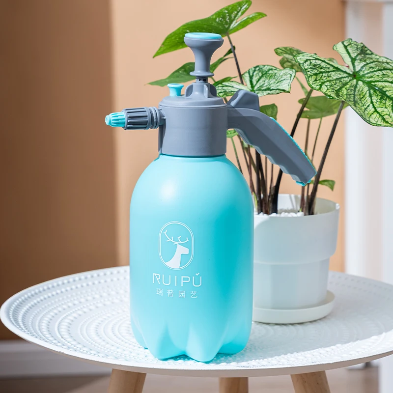 2 Liter RUIPU Agricultural Sprayer Customized Small Pressure Sprayer Plastic Pressure Water Sprayer Hand Spray For Garden