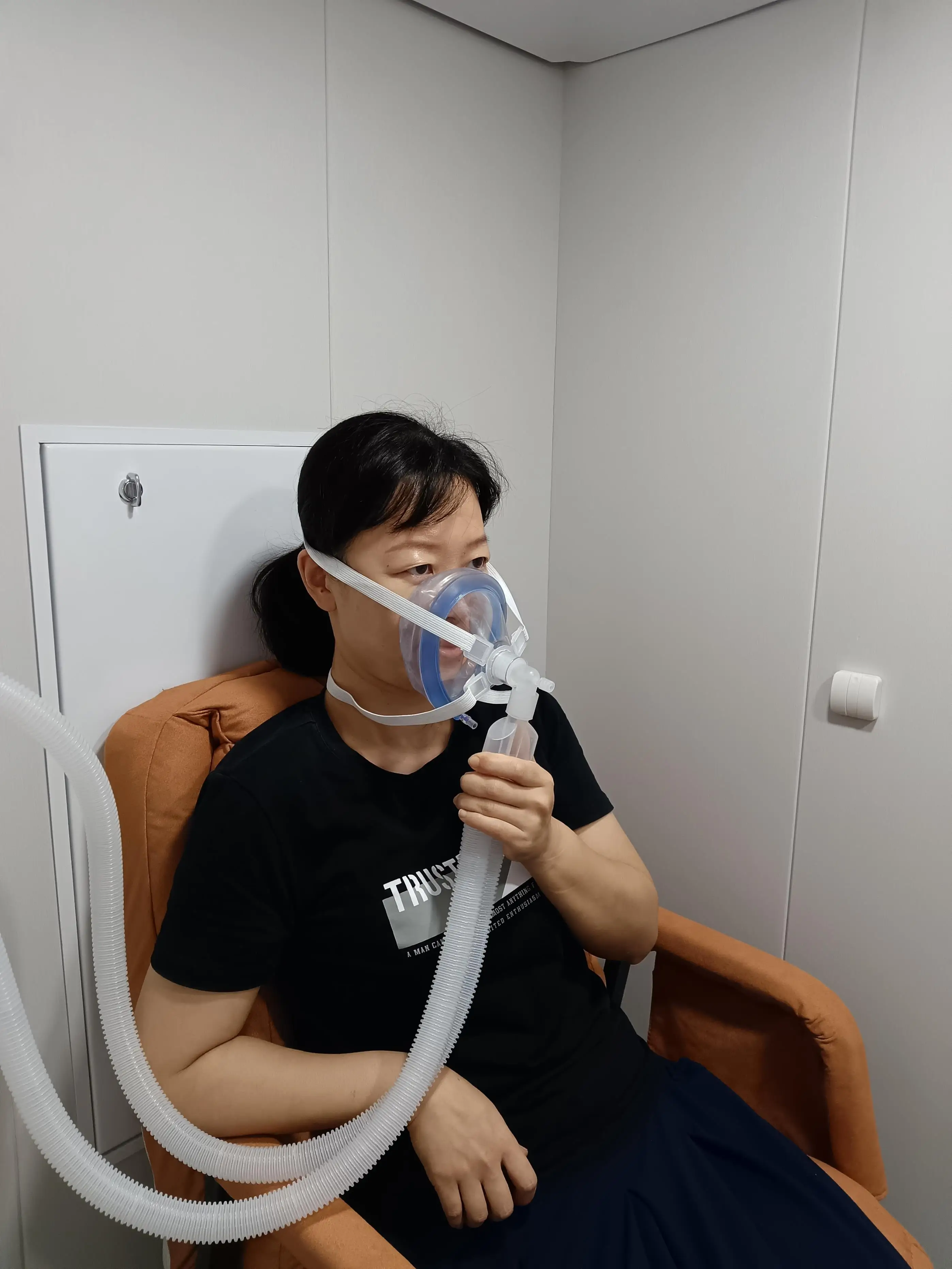 2.0ATA Hard Shell Double Seats Hyperbaric Chamber With Camera Hyperbaric Chamber