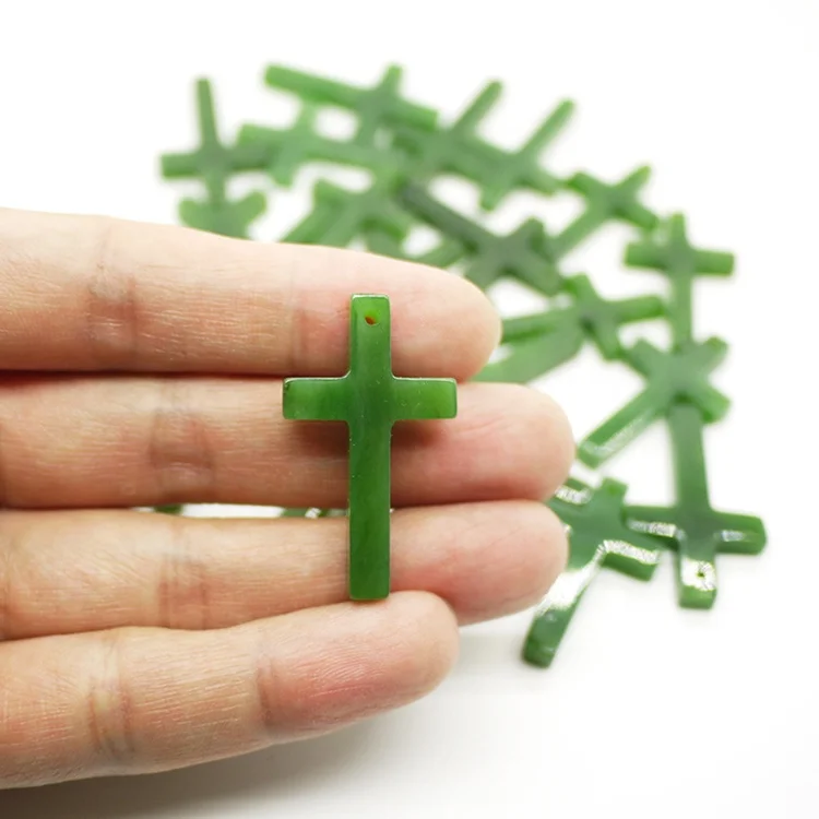 Carefully selected materials jade nephrite pendant gemstone cross pendant