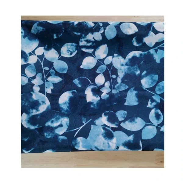 Custom size polyester fabric flower and printed modern table cloth for restaurant