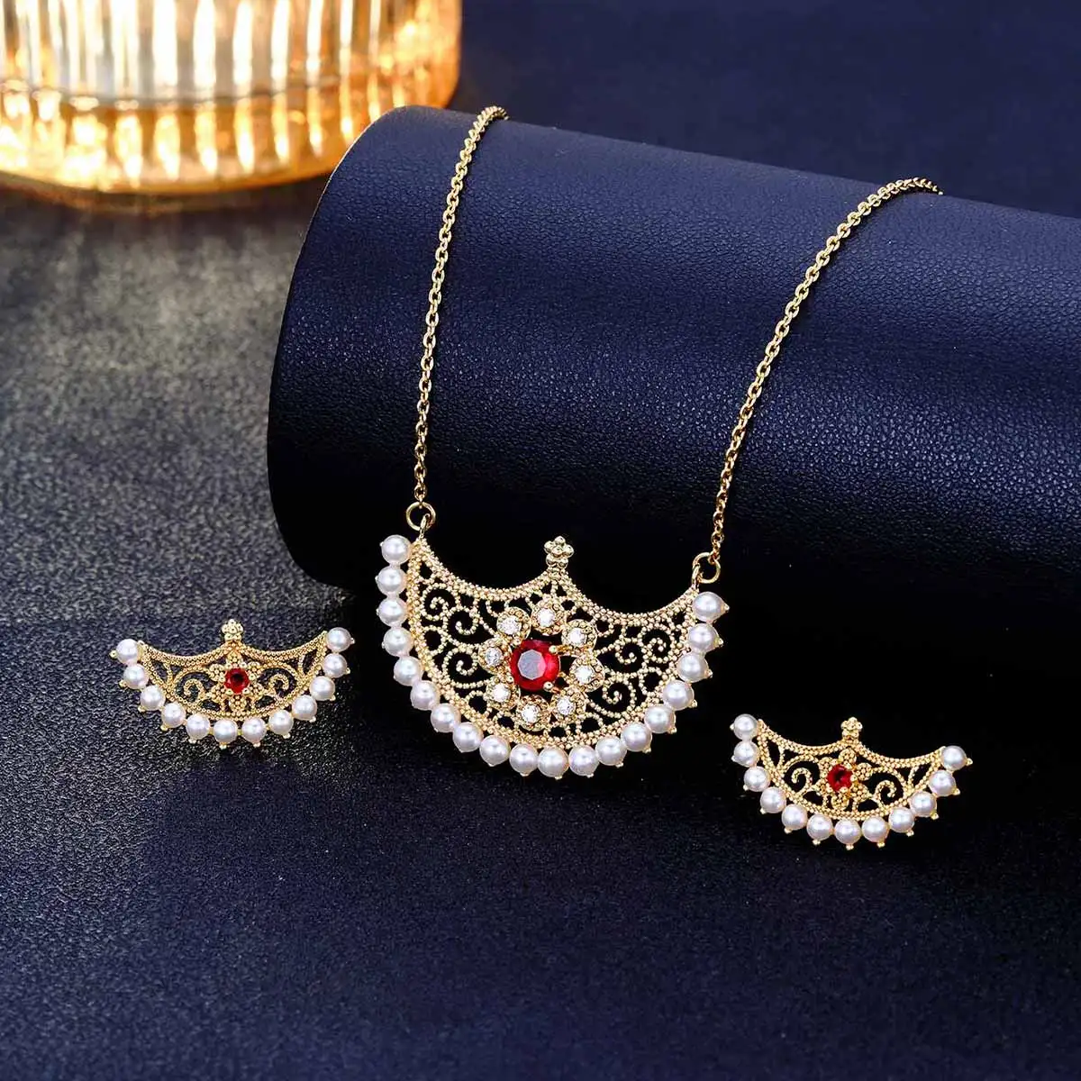 2024 New Luxury Dubai Bridal Wedding Necklace Earrings Set Fan-shaped Zircon Vintage Ethnic Jewelry Set for Women