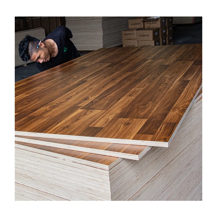 Белая меламиновая высокоглянцевая фанера linyi xhwood 1220*2440 мм