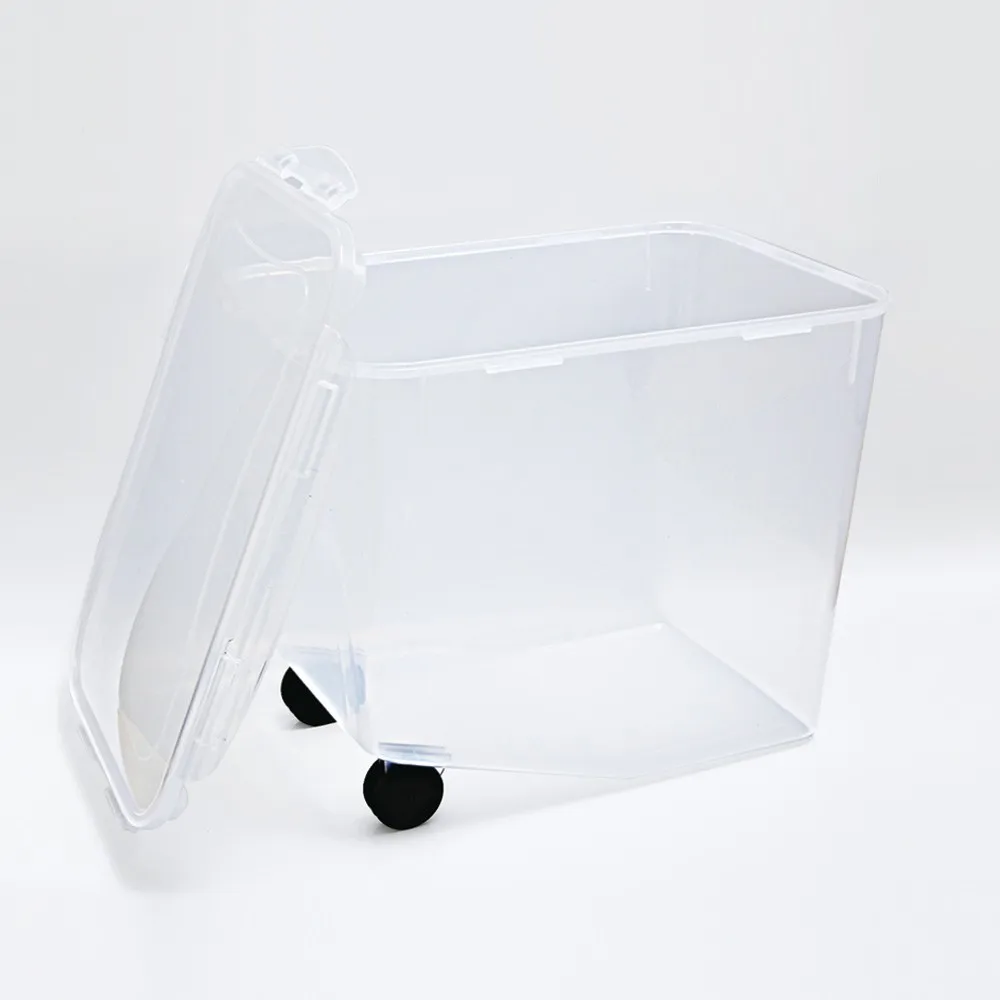 
Large capacity Food Storage Containers Plastic Storage Containers Airtight Leakproof With Locking Lids 