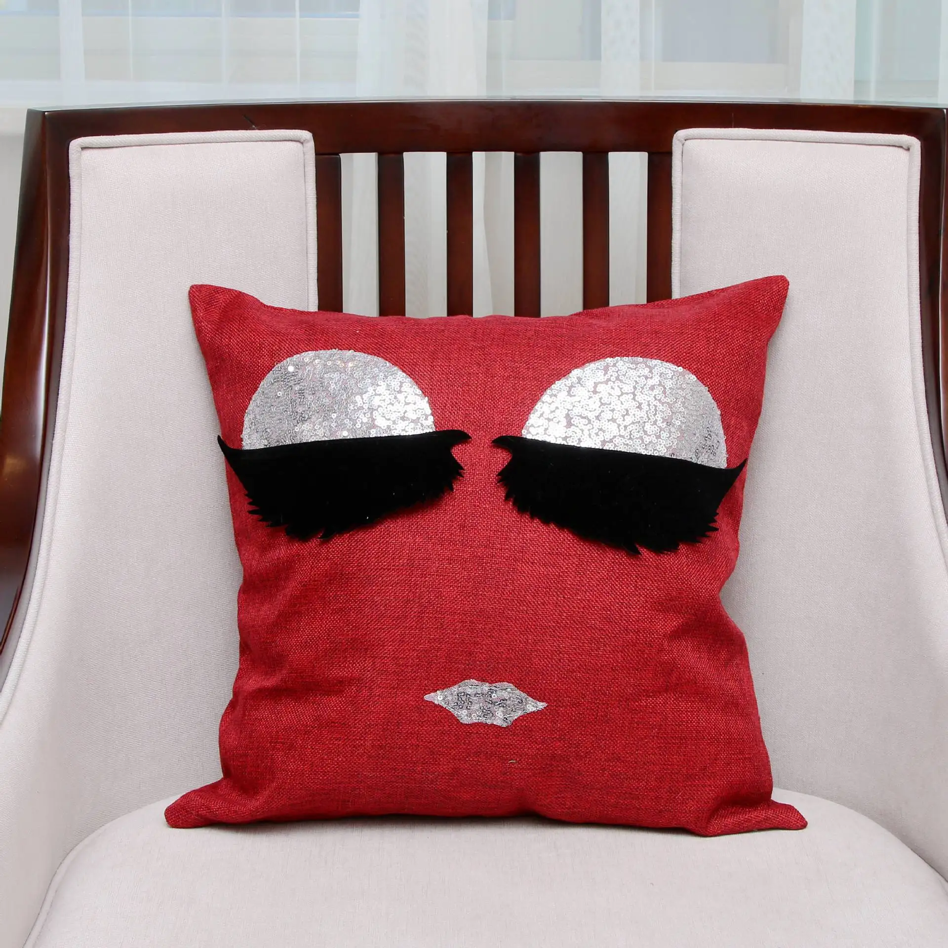 Europe and america style sequin pillowcase ,pillow cover with eyelash in indoor
