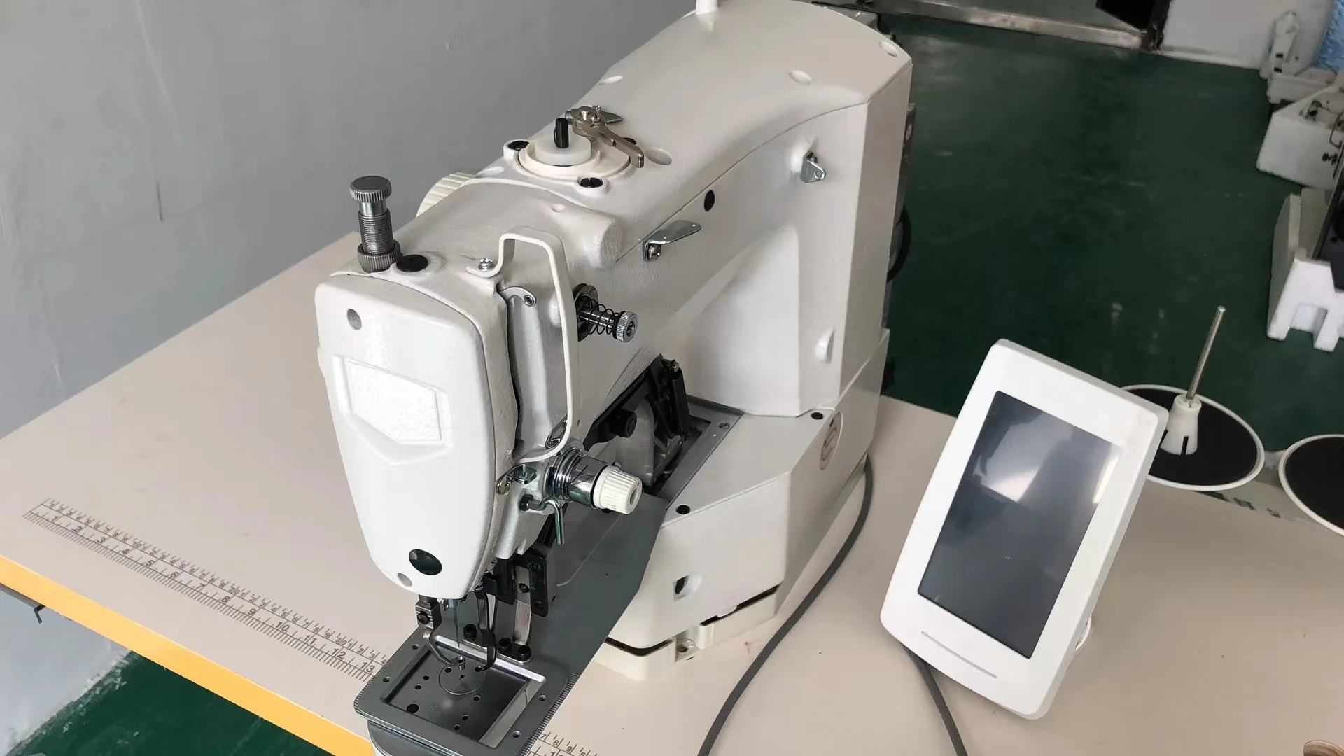 QK-1906A High speed 5*6cm electronic pattern Industrial sewing machines with Dahao system or Brother system