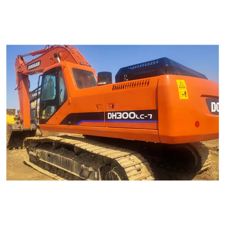 daewoo doosan excavator dx300 dx225 dx140 dx150LC used excavators are located in Chna for sale