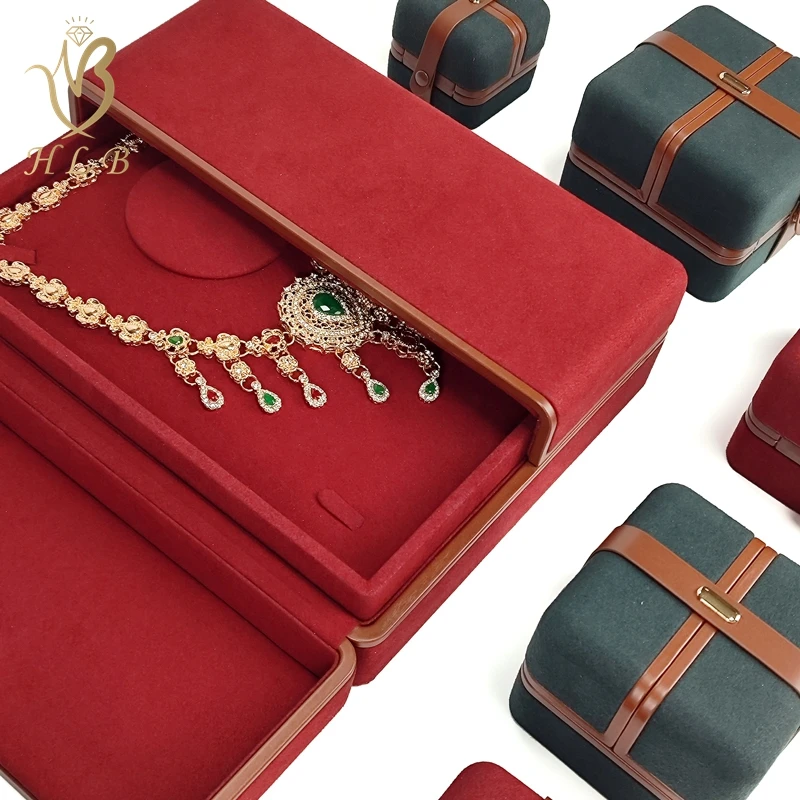 Factory custom wedding gifts box luxury necklace jewelry packaging box full set with unique fancy style