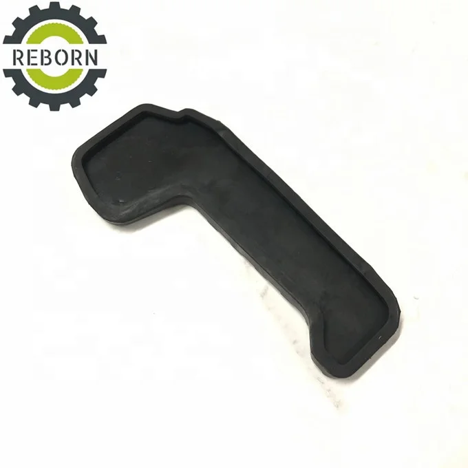 EXCAVATOR RUBBER-PEDAL RH 71Q620680 71Q6-20680 FOR R140LC-9 R160LC-9 R180LC-9 R210LC-9 R220LC-9 R290LC-9 R320LC-9