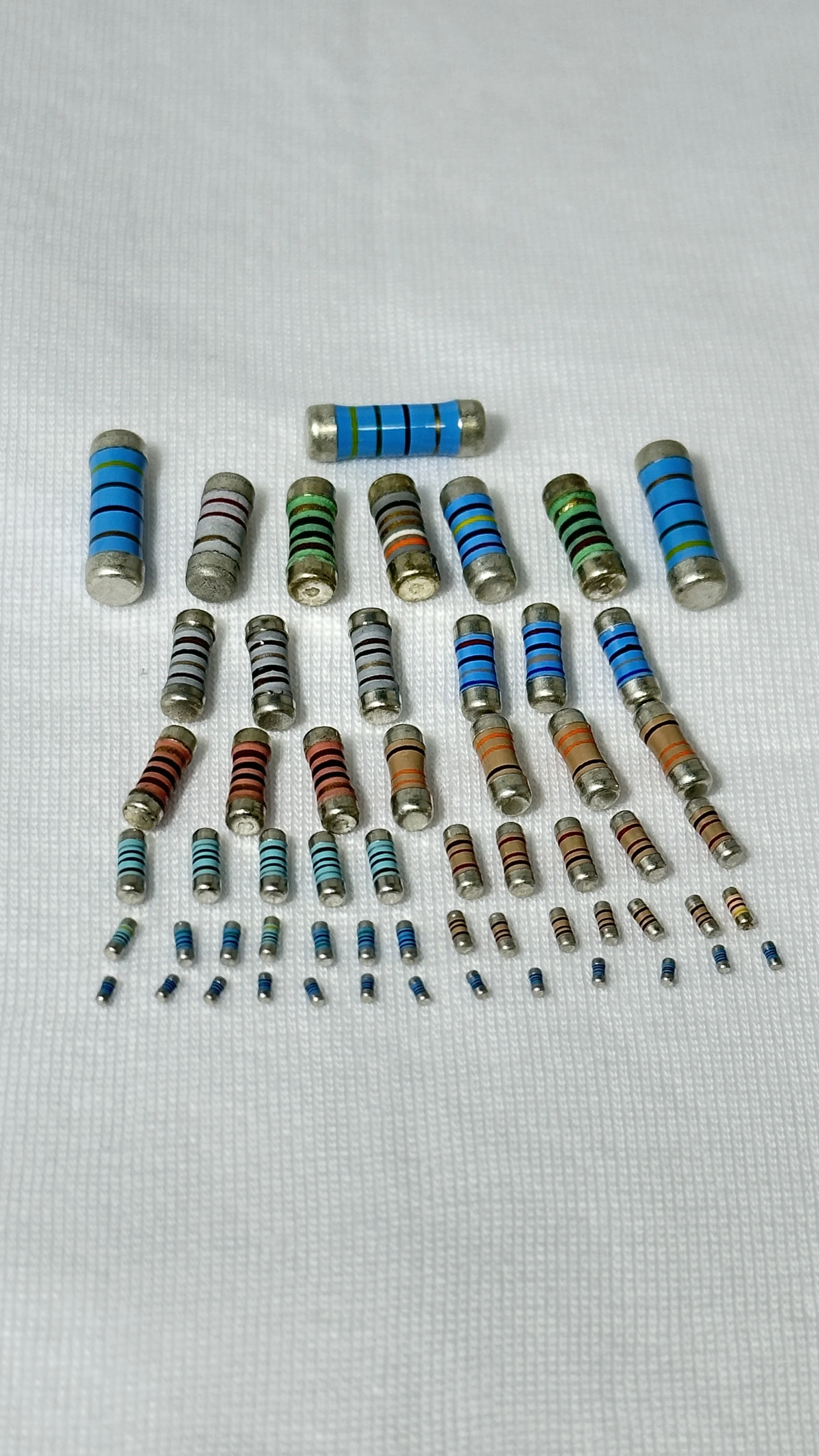 Precision Metal Film Film Resistors Through Hole Resistors Axial Leaded Resistors