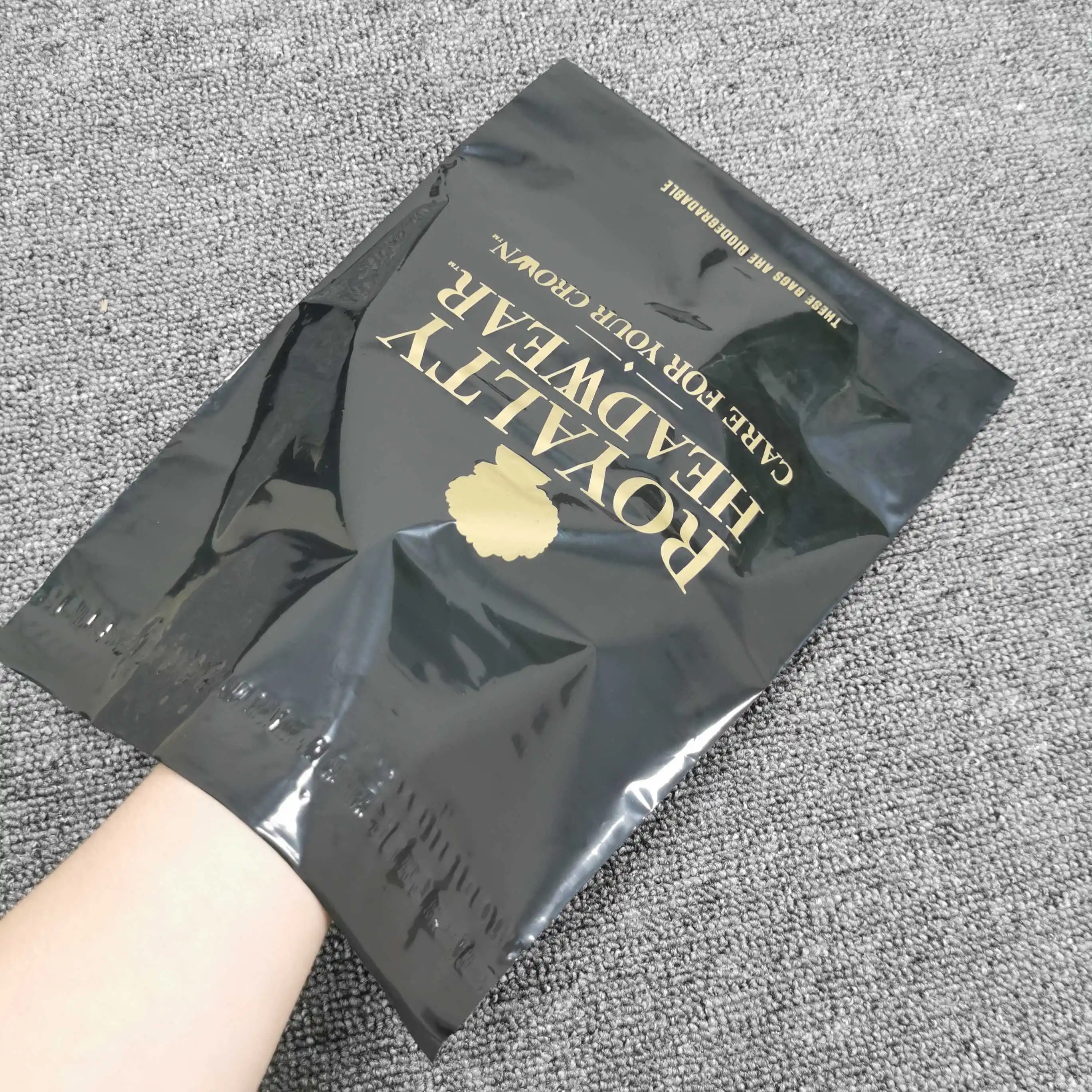 Самоклеящаяся розовая поли-переработанная Курьерская сумка для отправки посылки