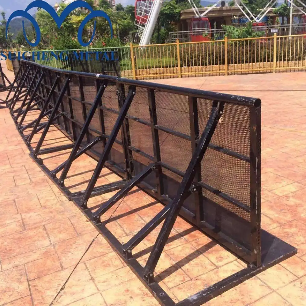 Guangzhou  folding event barricade crowd control barricade automatic barricades  For Sale
