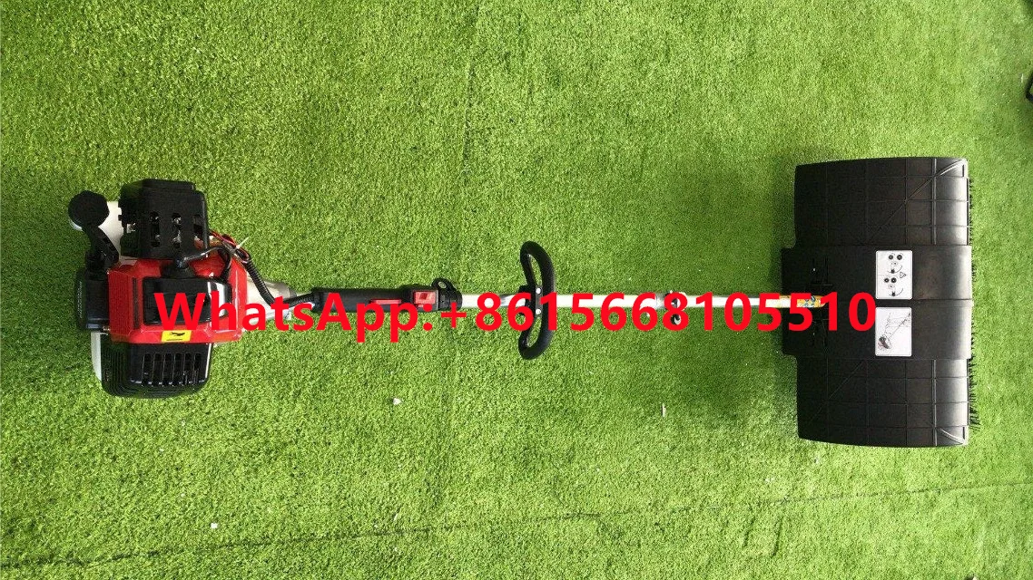 Portable artificial turf combing Tennis court lawn brushing Artificial turf grass cleaning maintenance equipment Gasoline comb