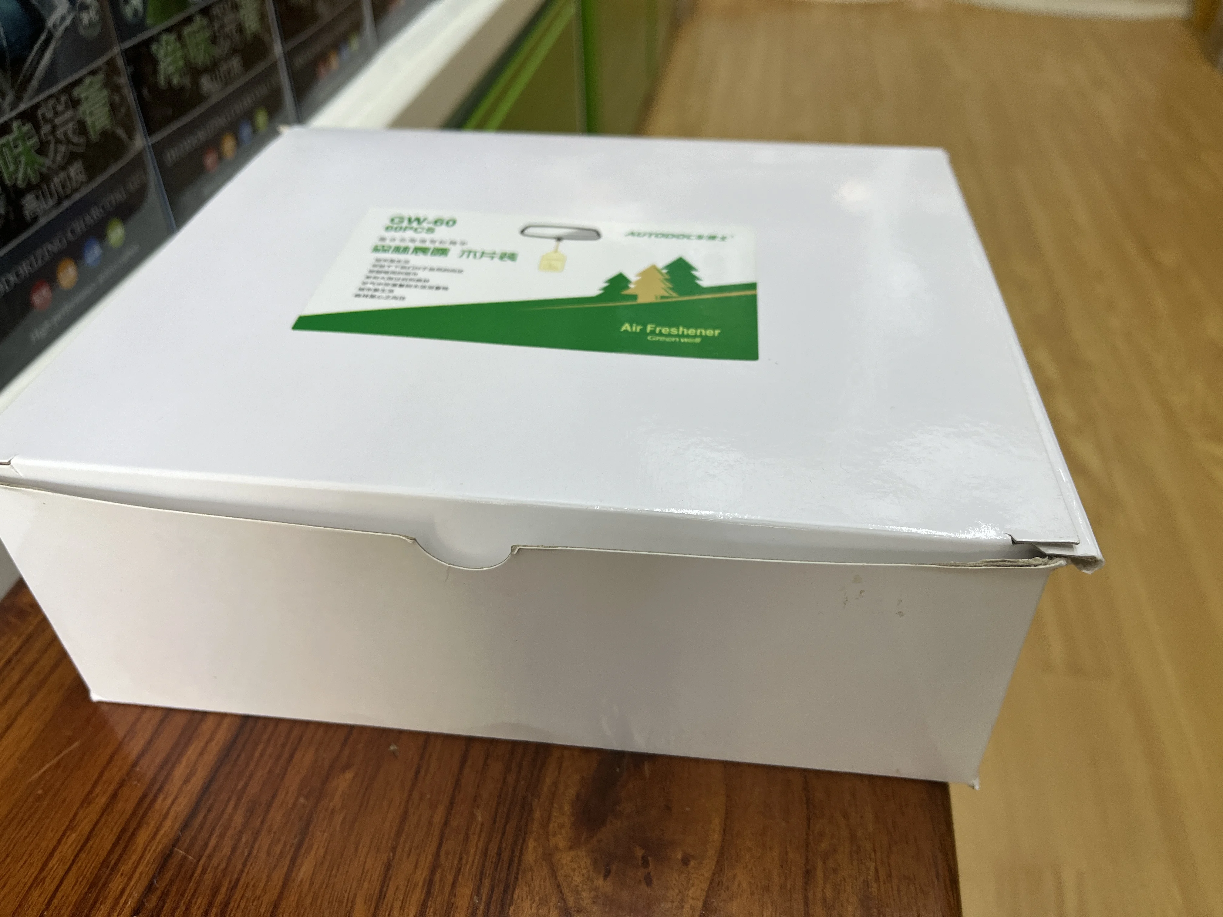 Wholesale promotion of long-lasting perfume, suspension air freshener car aromatherapy  long-lasting fragrance