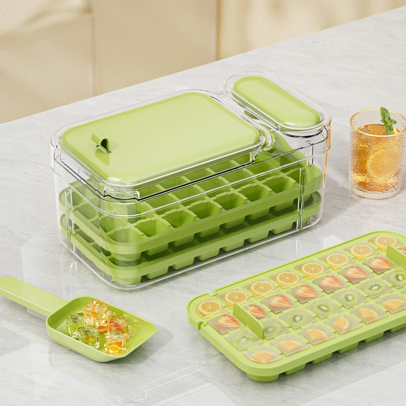 Wholesale Premium Personalized Silicone Small Square Home Ice Cube Mold With Lid and Bin