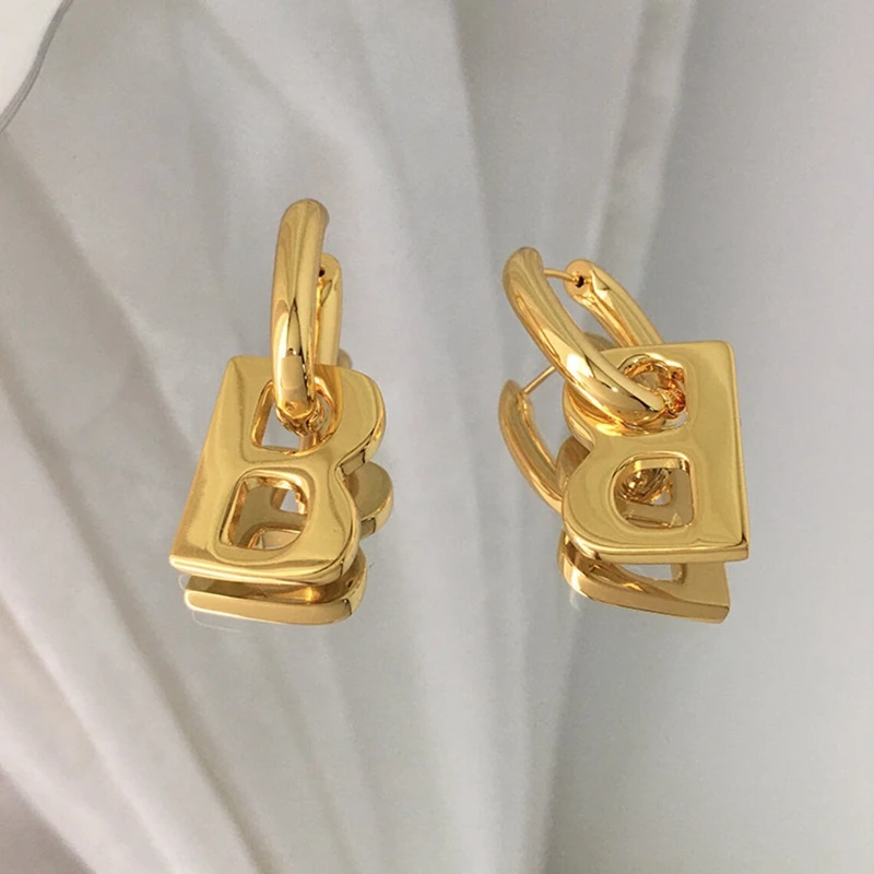 2022 Wholesale 18k Gold Plated Arabic Alphabet Letter B Drop Earrings For Women