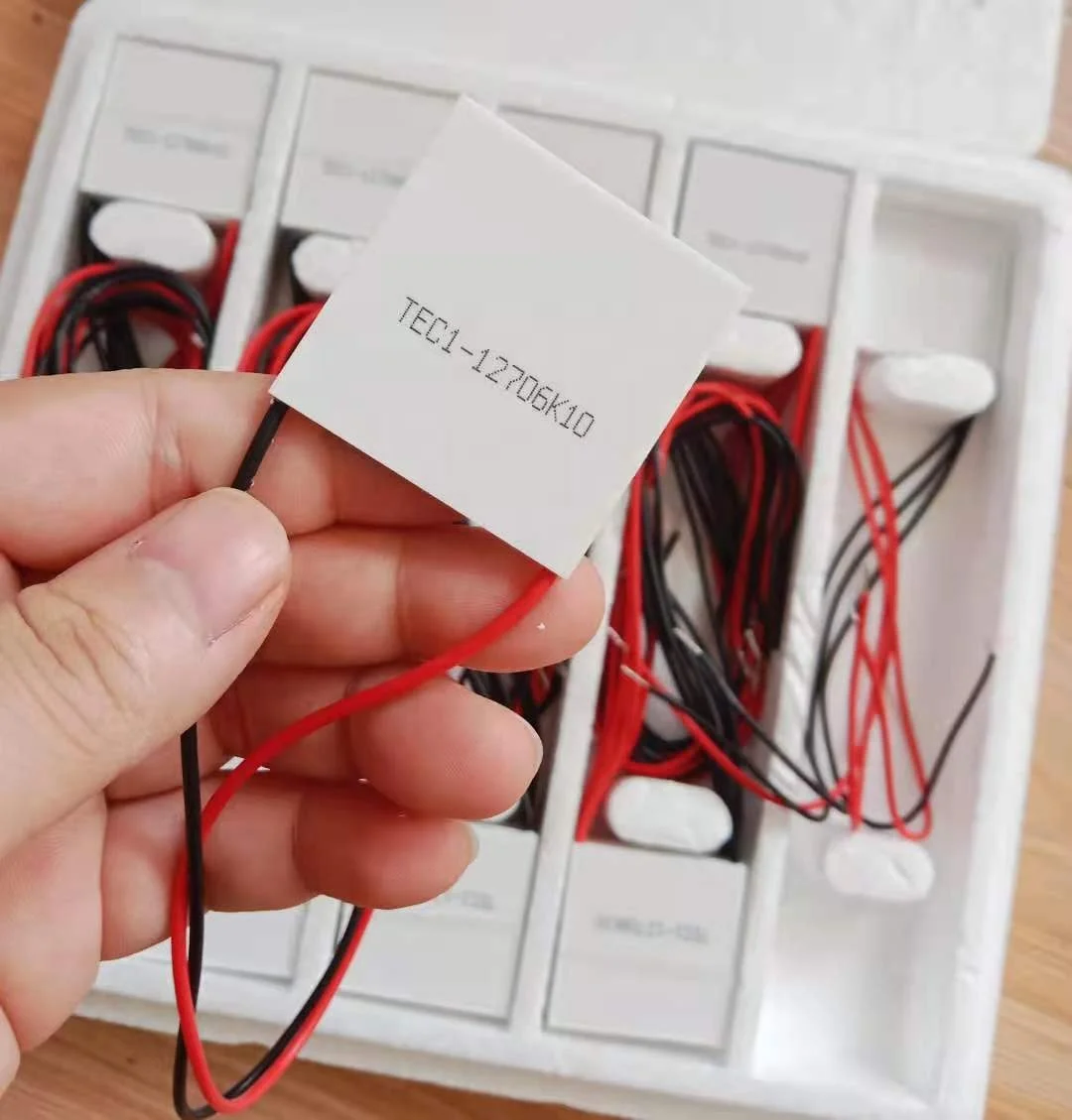 TEC1 12706 Термоэлектрический охладитель Пельтье 40*40 мм 12V Пельтье Elemente модуль TEC1-12706